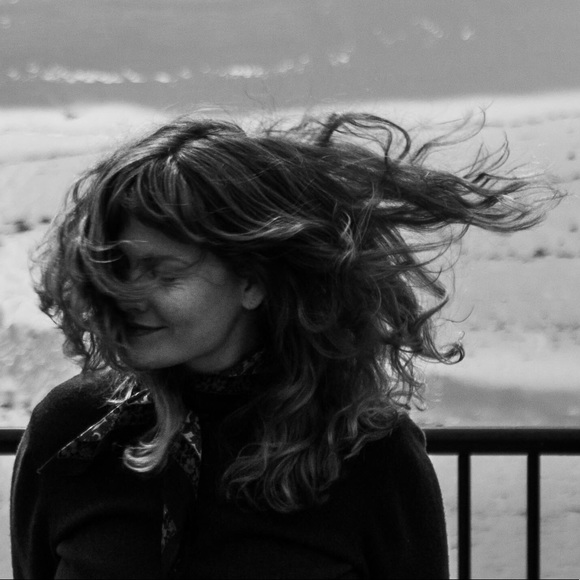 Meet your Posher, Julia - Picture 1 of 1